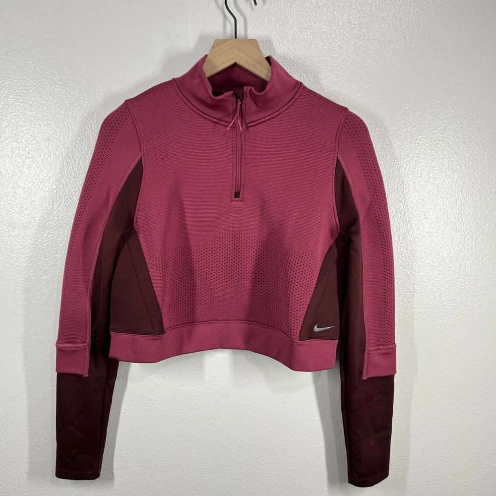 Nike style pullover